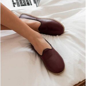 CHARIX Classic Flats Loafers Bordeaux Leather Size 39 Soft Comfort Casual